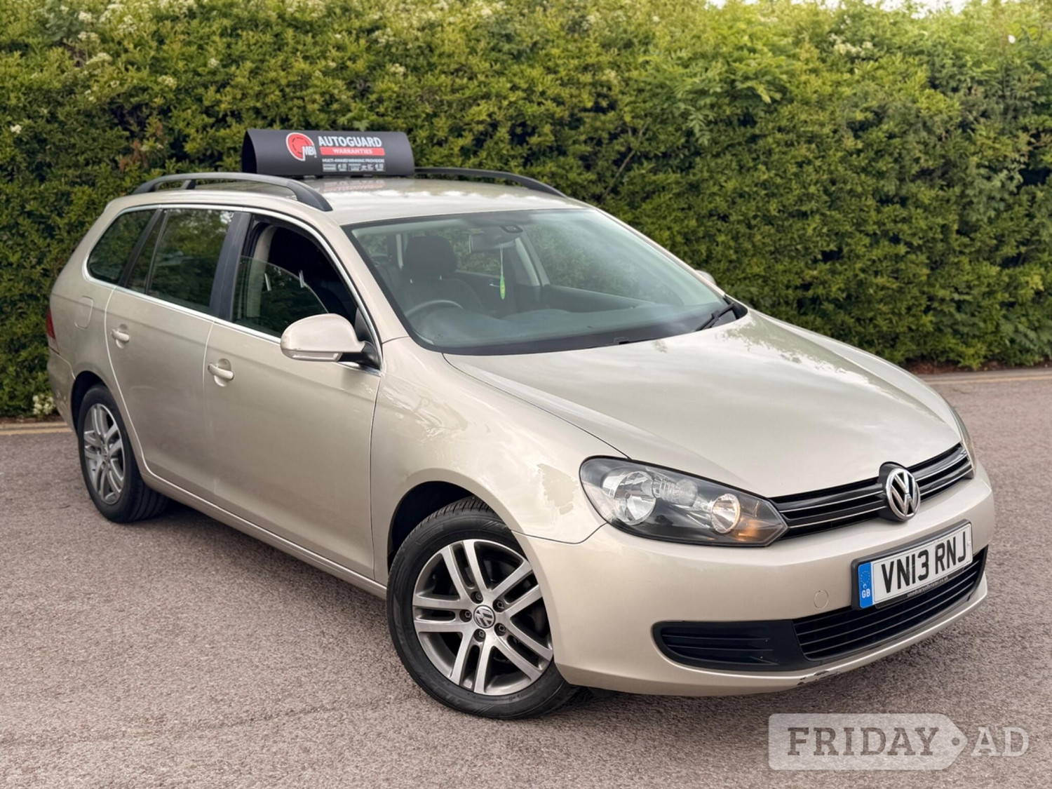 Volkswagen Golf 2013 - Cars
