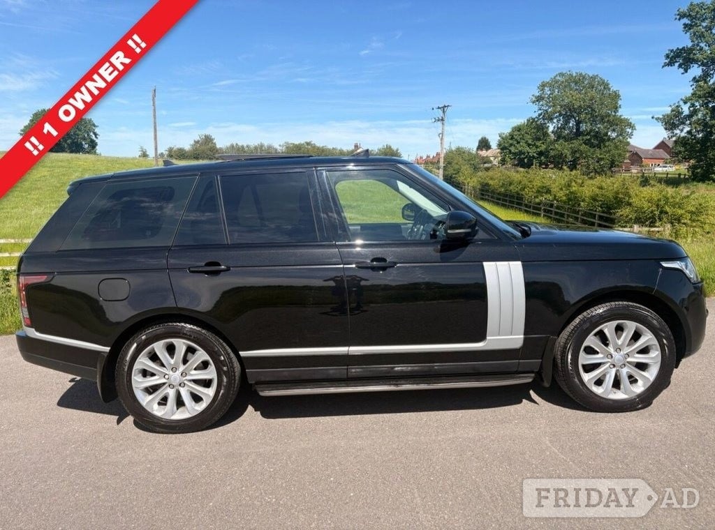 Land Rover Range Rover 2015 in Stockport