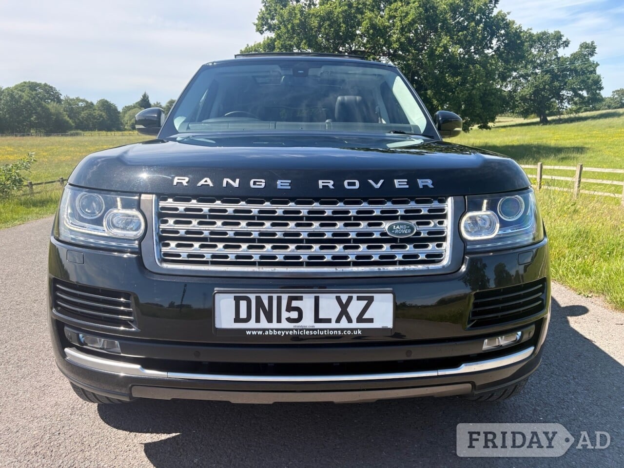 [ berth ]Land Rover Range Rover