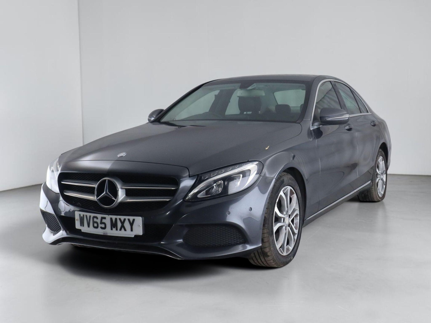 [ berth ]Mercedes-Benz C Class