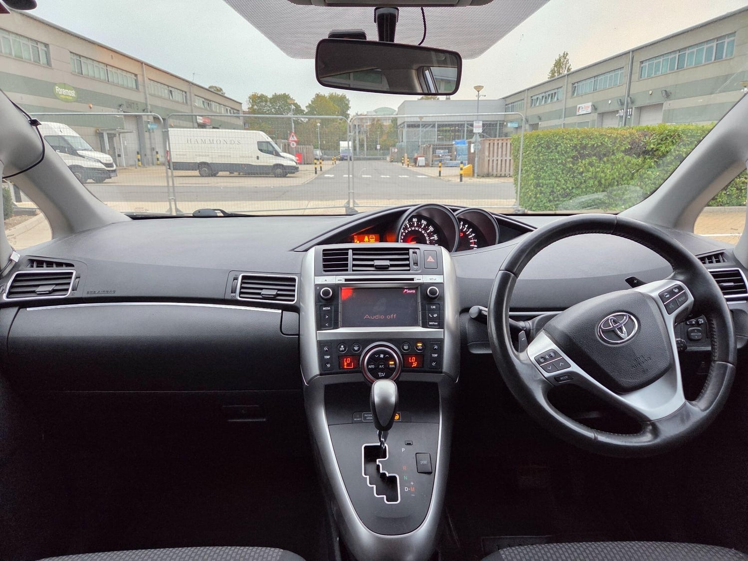 Toyota Verso 2013 - Cars in Slough