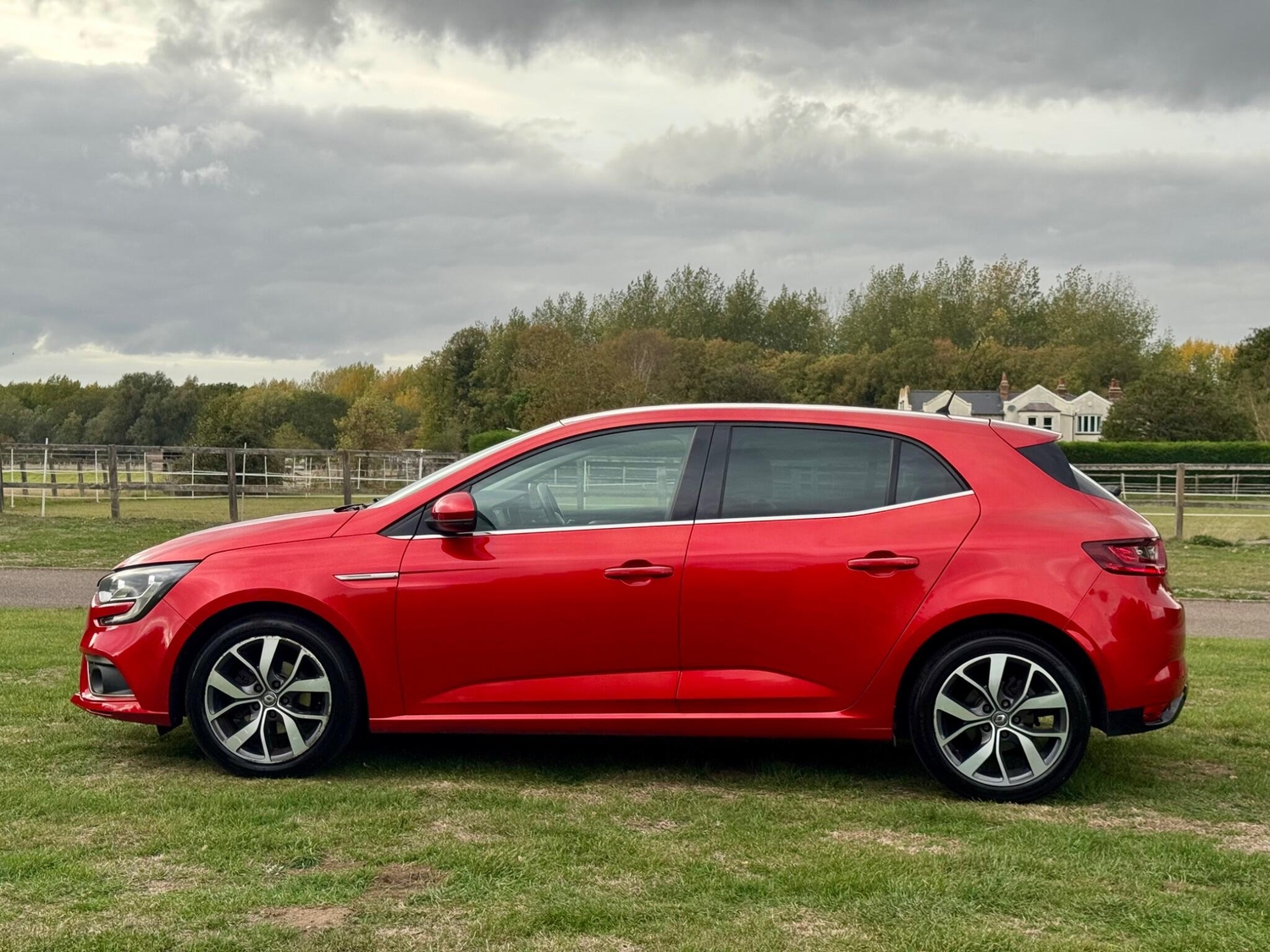 [ berth ]Renault Megane