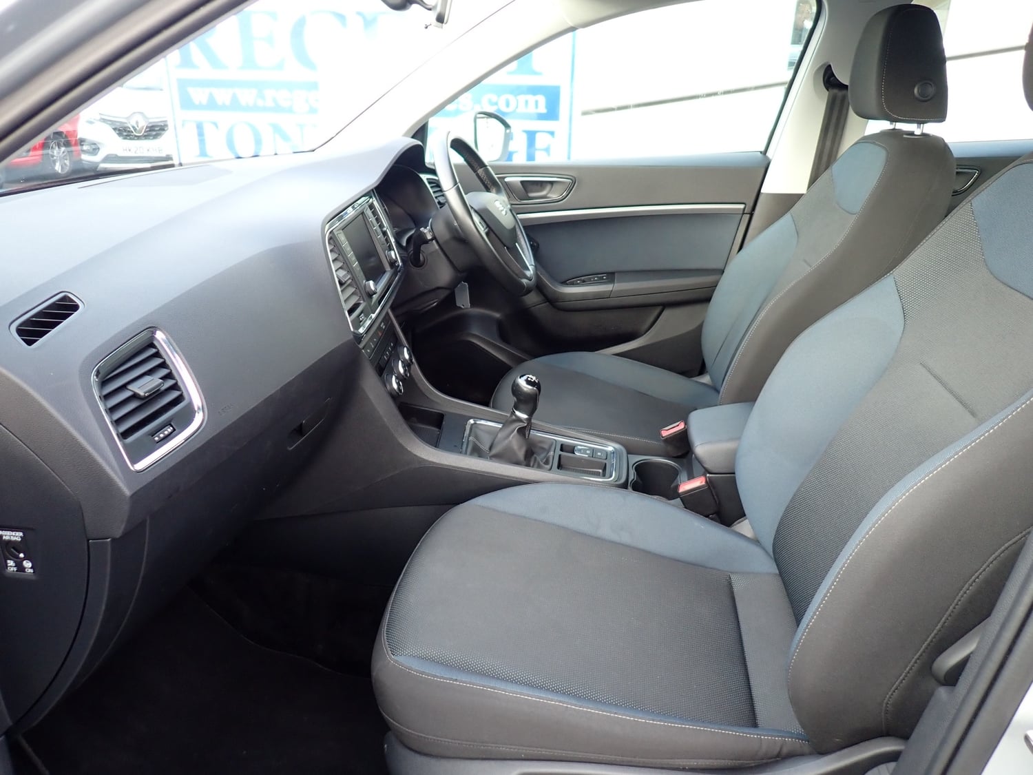 [ berth ]SEAT Ateca