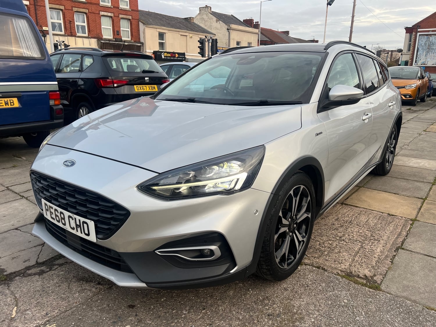 [ berth ]Ford Focus