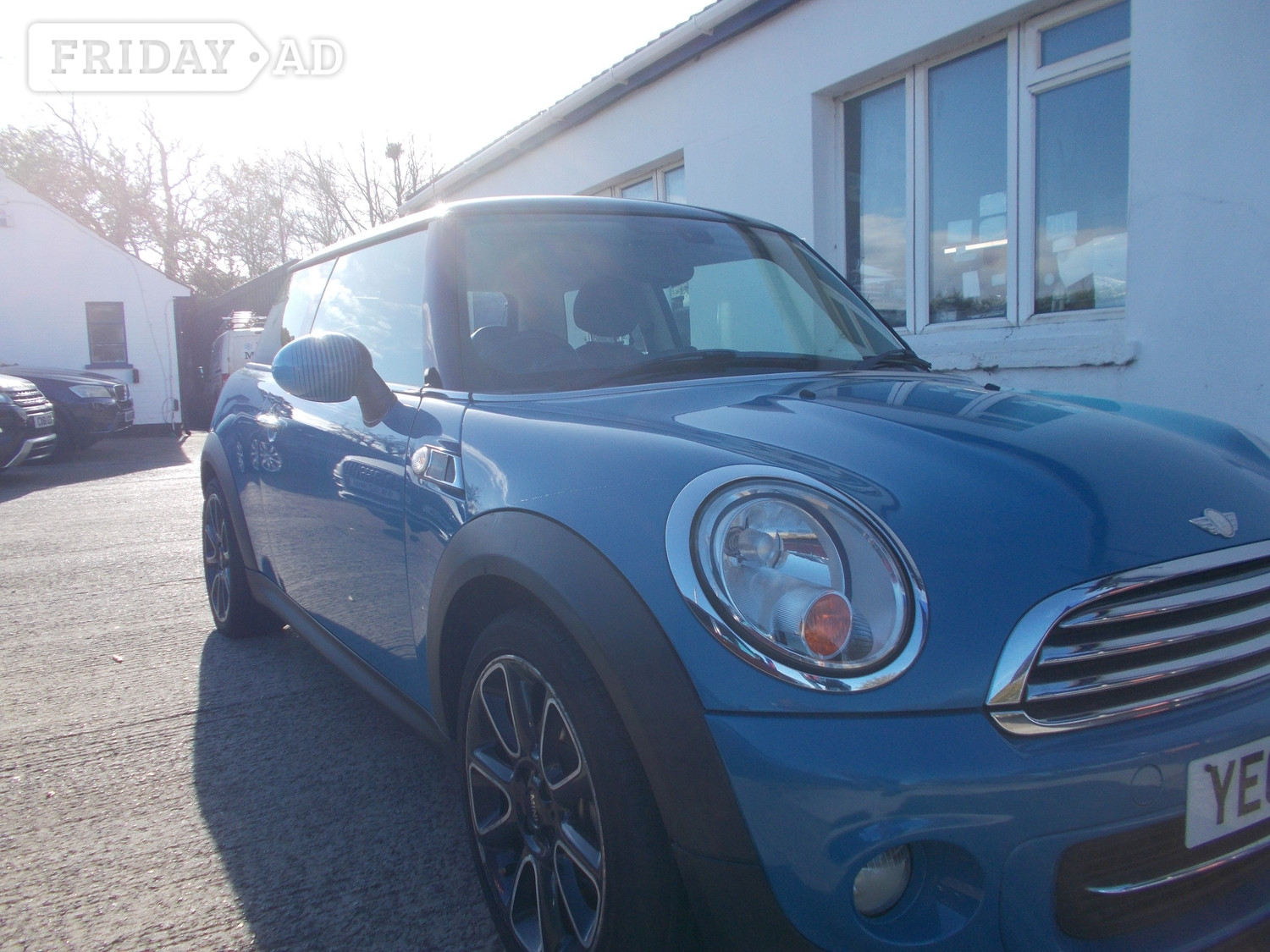 [ berth ]Mini Hatch