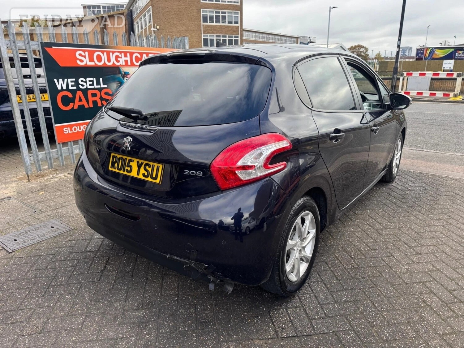 Peugeot 208 2015 - Cars in Slough