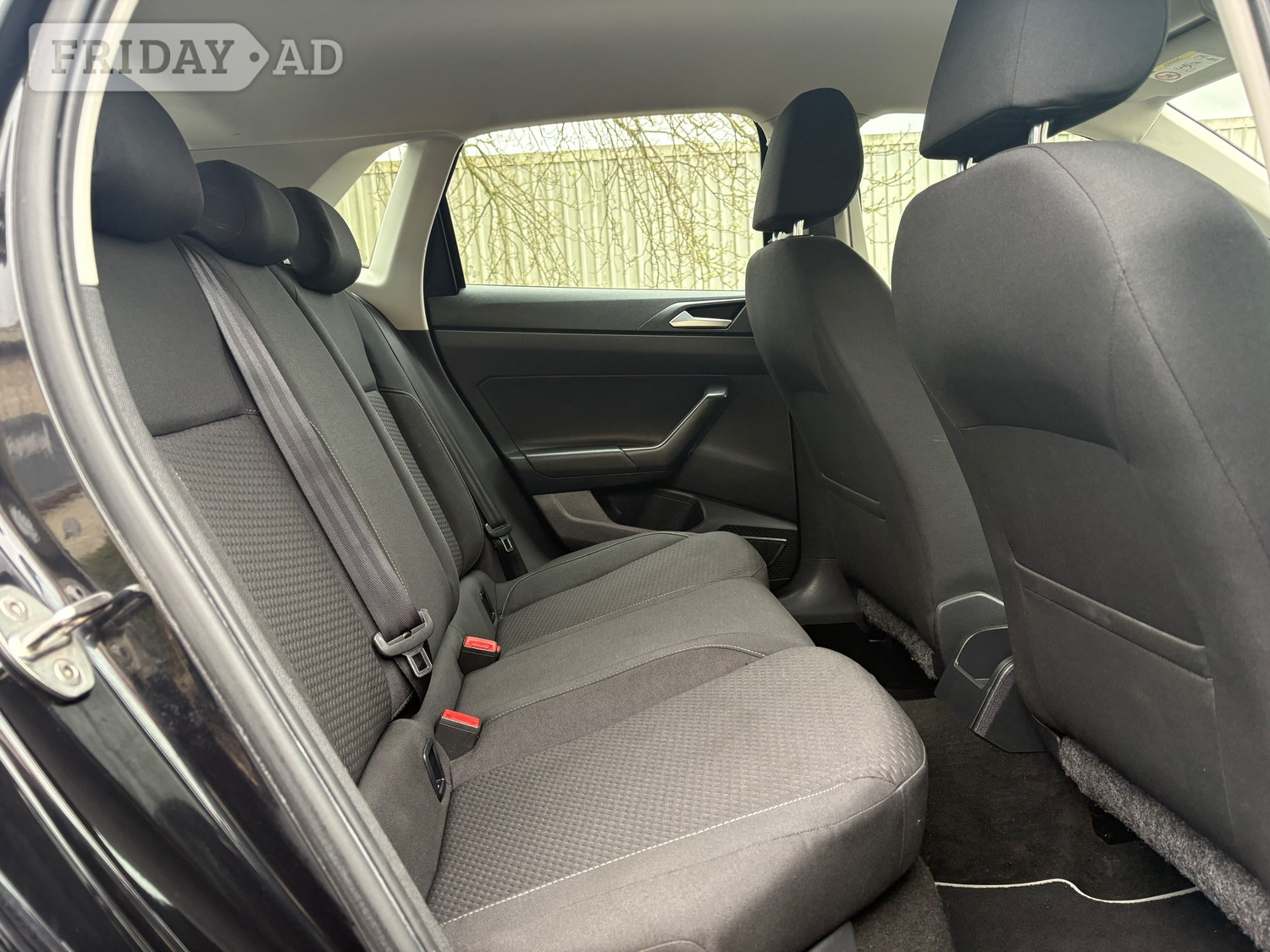 Volkswagen Polo 2019 - Cars