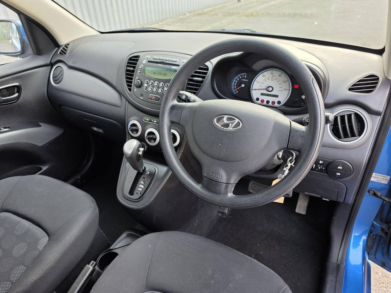 Hyundai i10 2009 - Cars in Slough