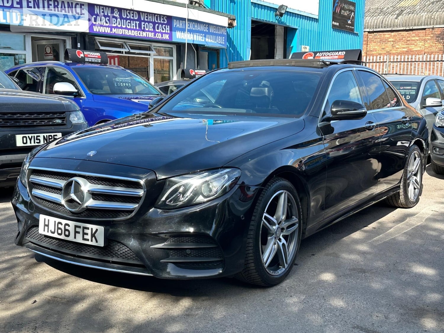 [ berth ]Mercedes-Benz E Class