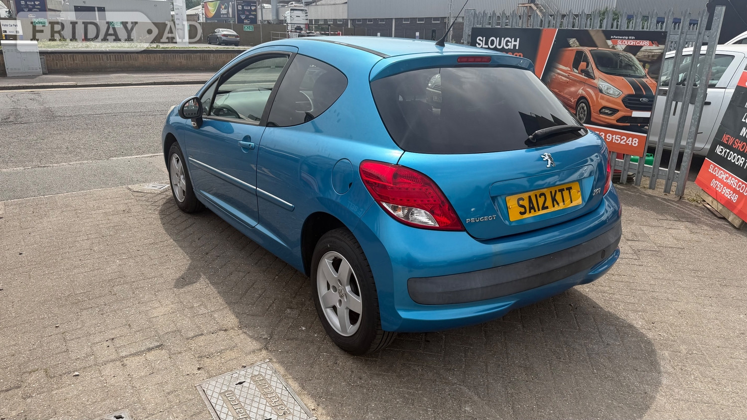 [ berth ]Peugeot 207