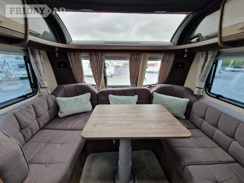 Coachman Lusso Highbridge