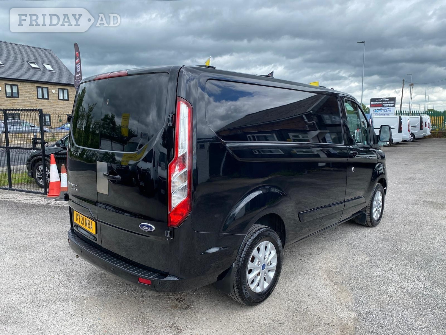 Ford Transit Custom 2021 - Vans & Commercial Vehicles