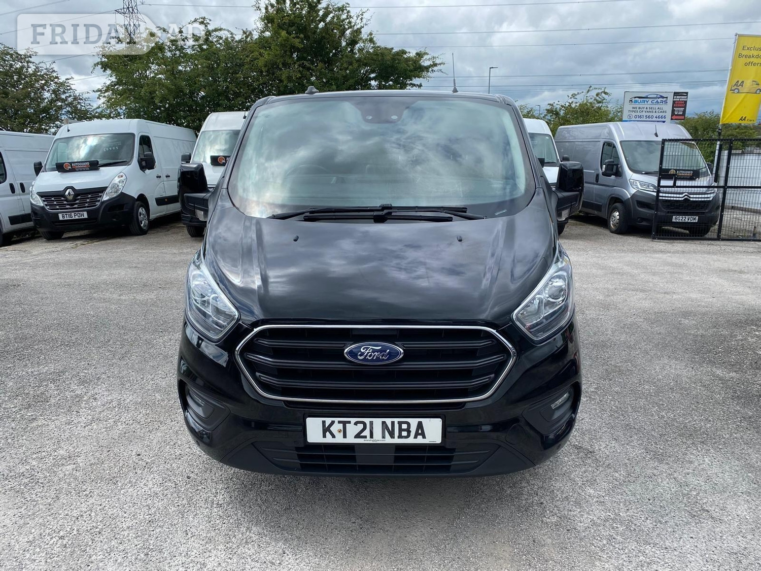 [ berth ]Ford Transit Custom