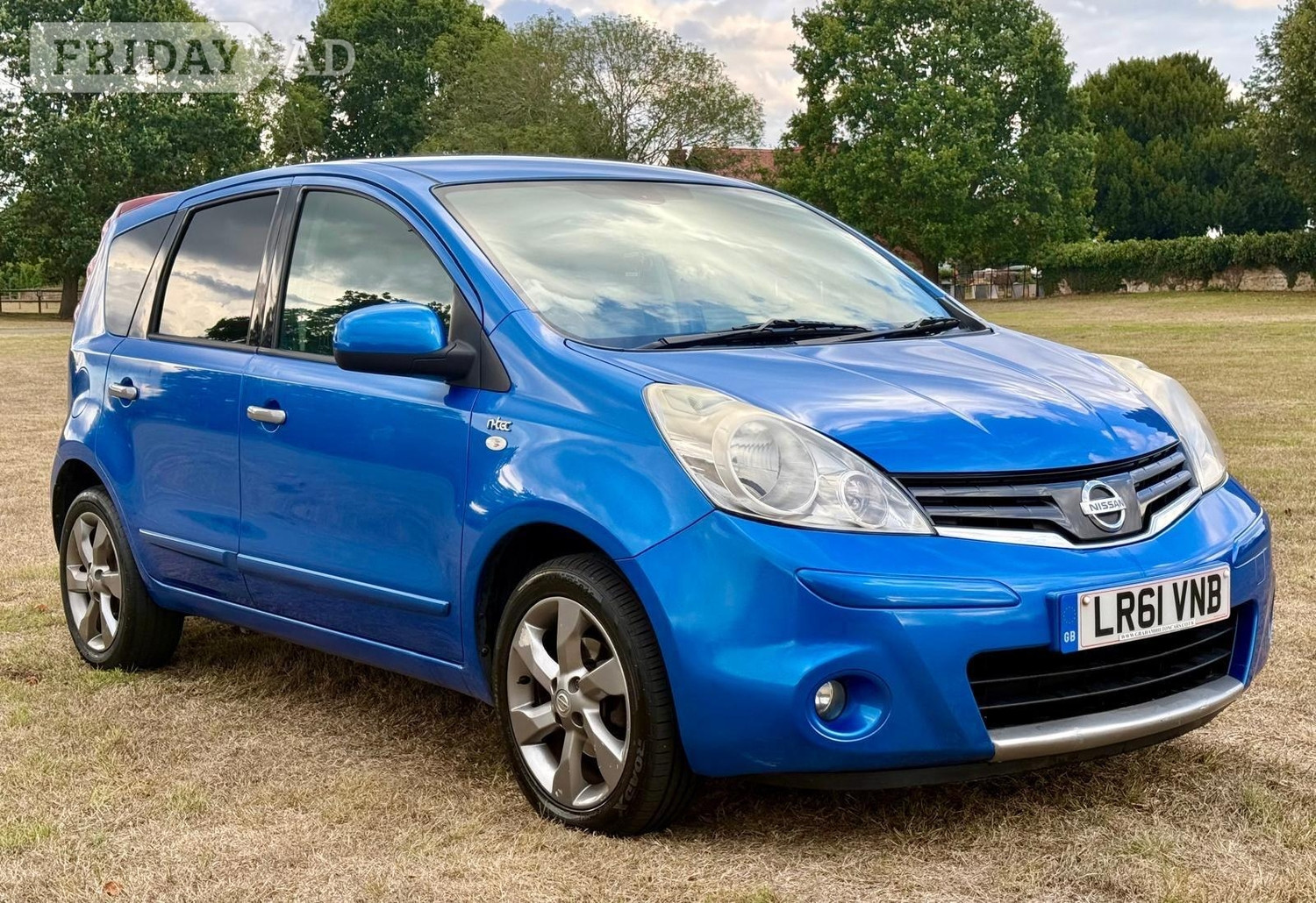 Nissan Note 2011 - Cars
