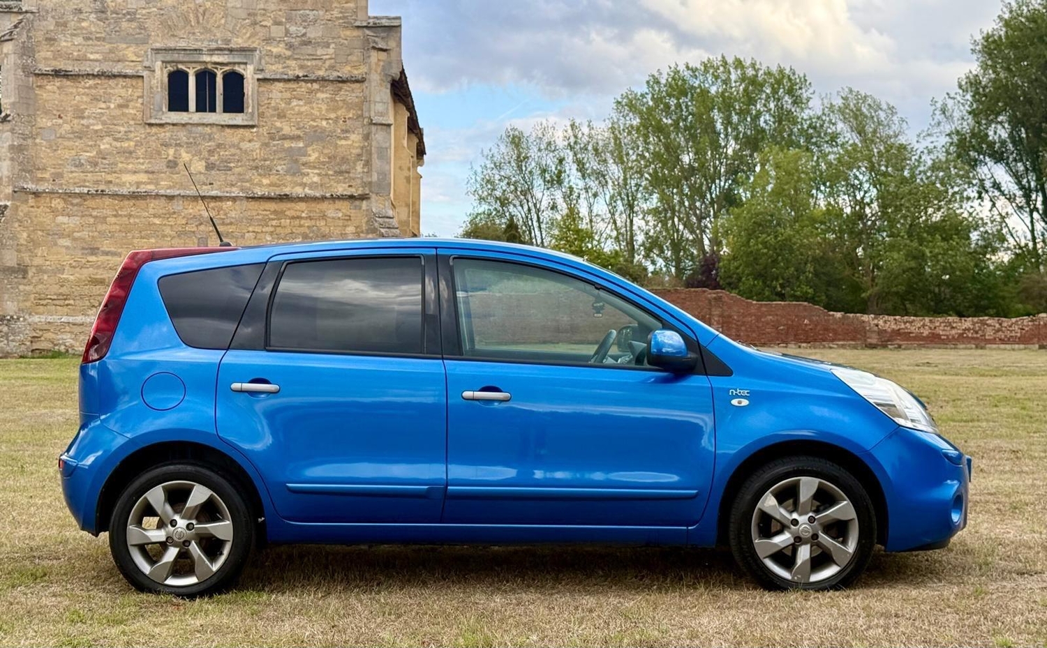 [ berth ]Nissan Note