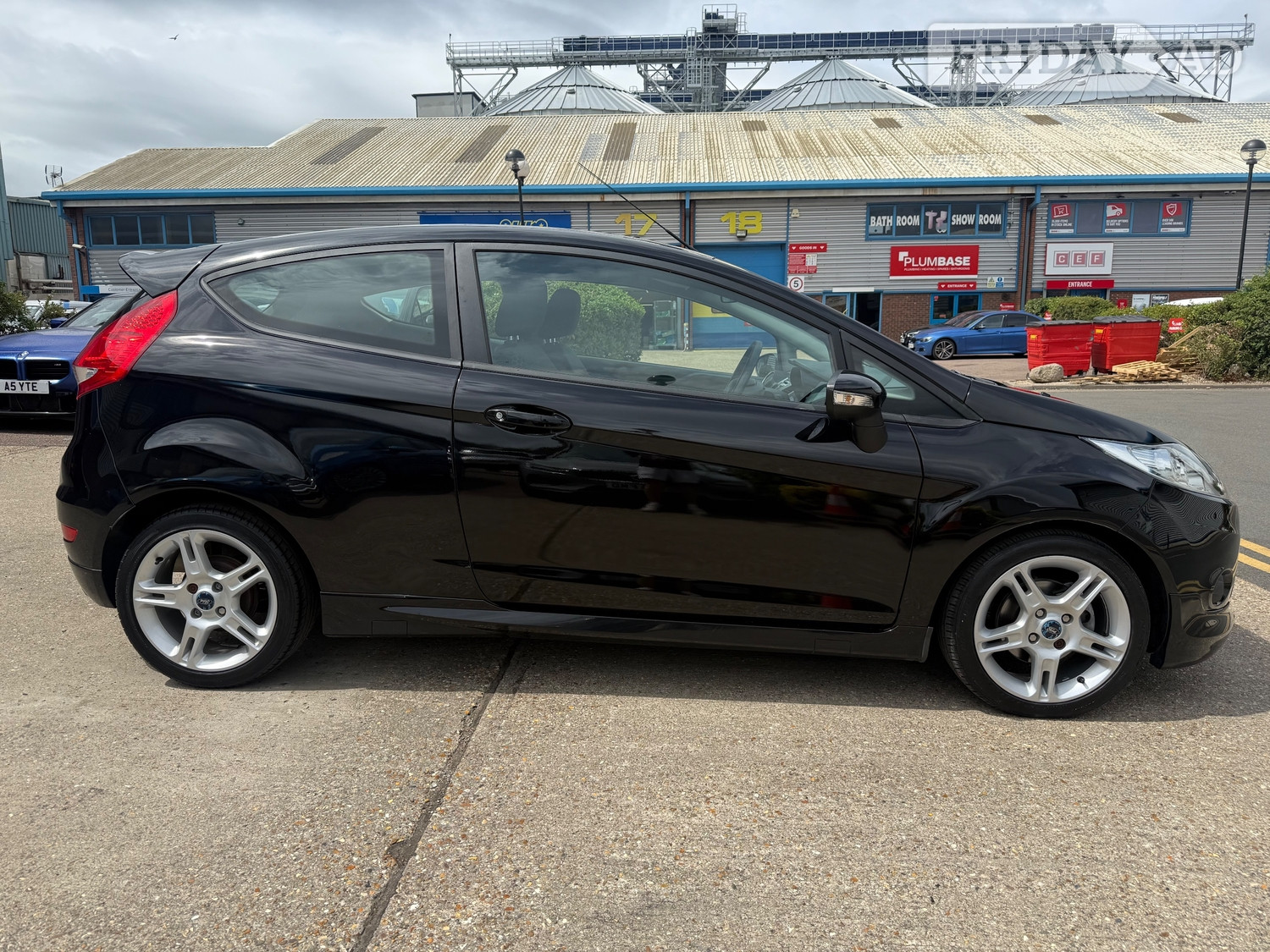 [ berth ]Ford Fiesta