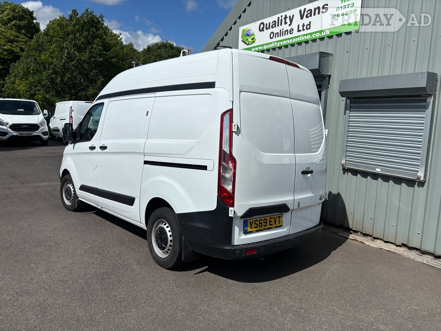Ford Transit Custom 2020 - Vans & Commercial Vehicles
