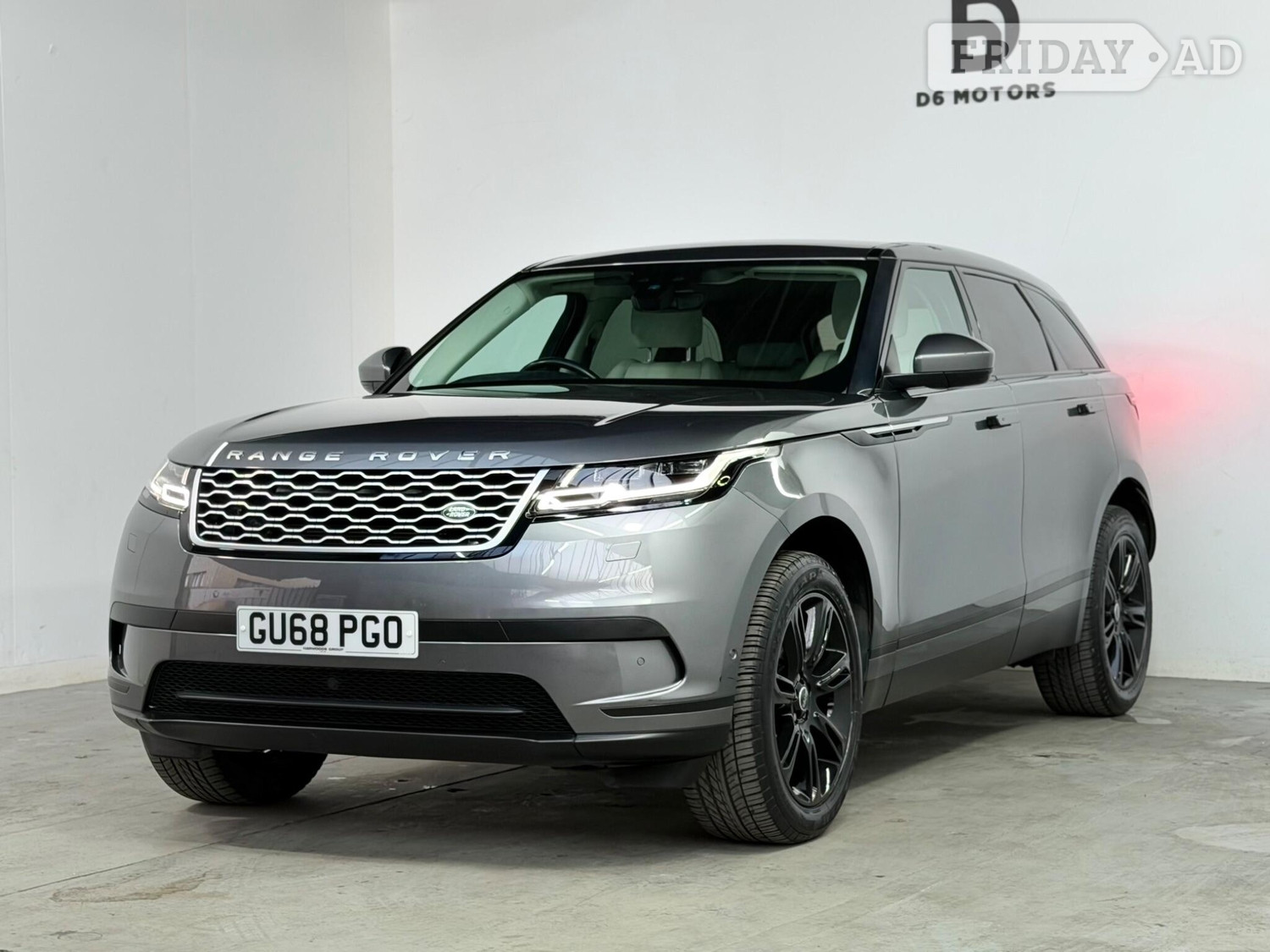 [ berth ]Land Rover Range Rover Velar