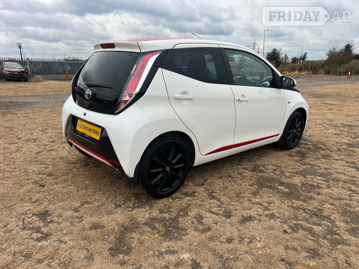 Toyota Aygo 2018 - Cars in Havering