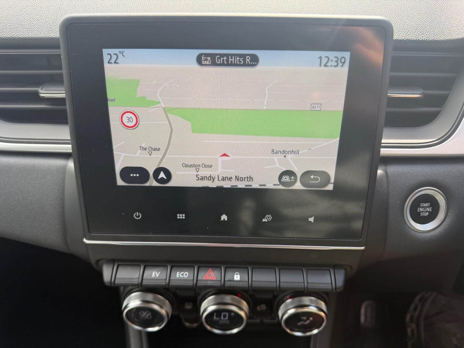 Renault Captur Sutton