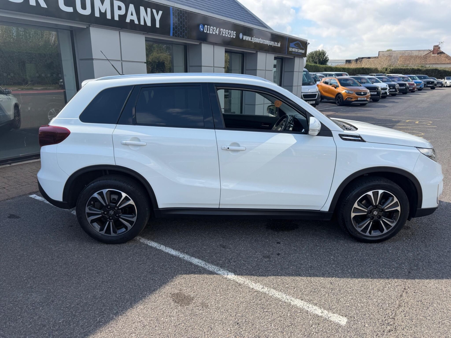 Suzuki Vitara 2023 - Cars in Gillingham