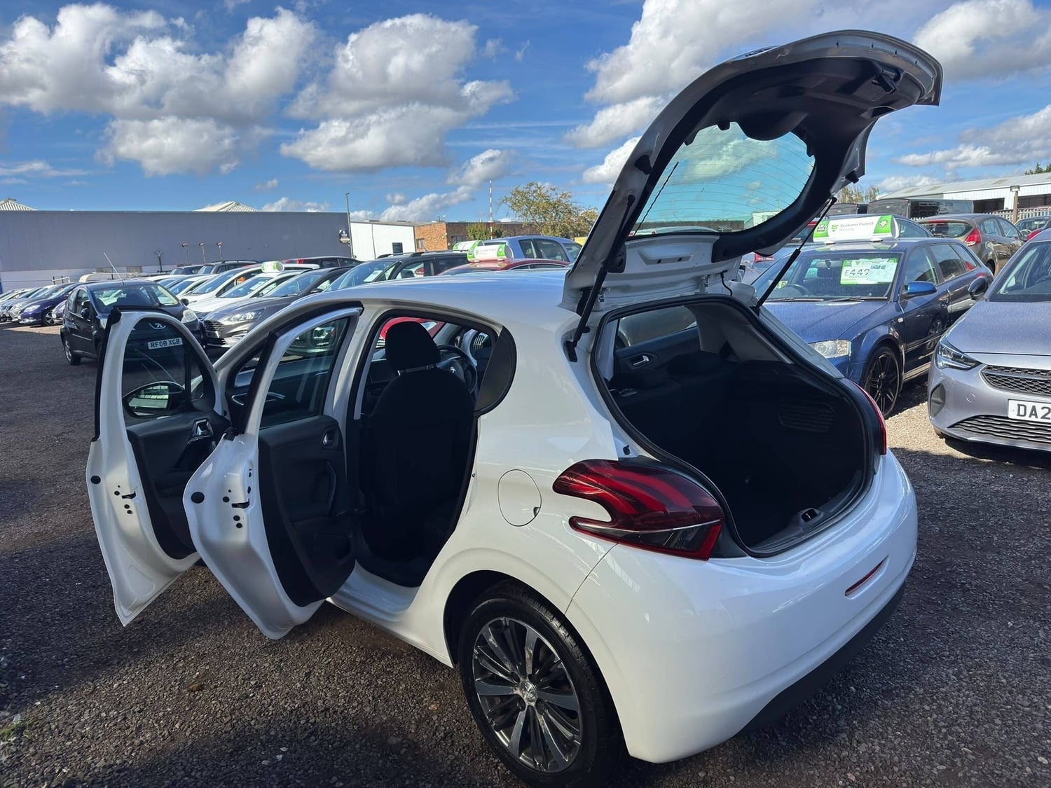 Peugeot 208 2016 - Cars