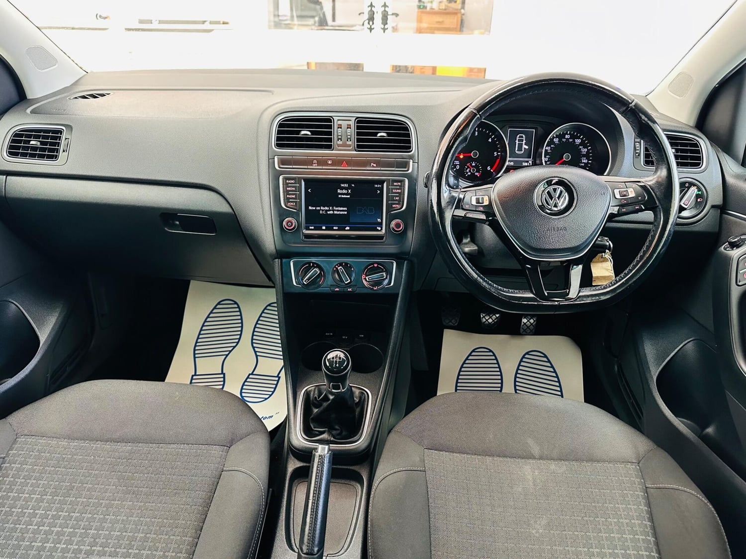 [ berth ]Volkswagen Polo