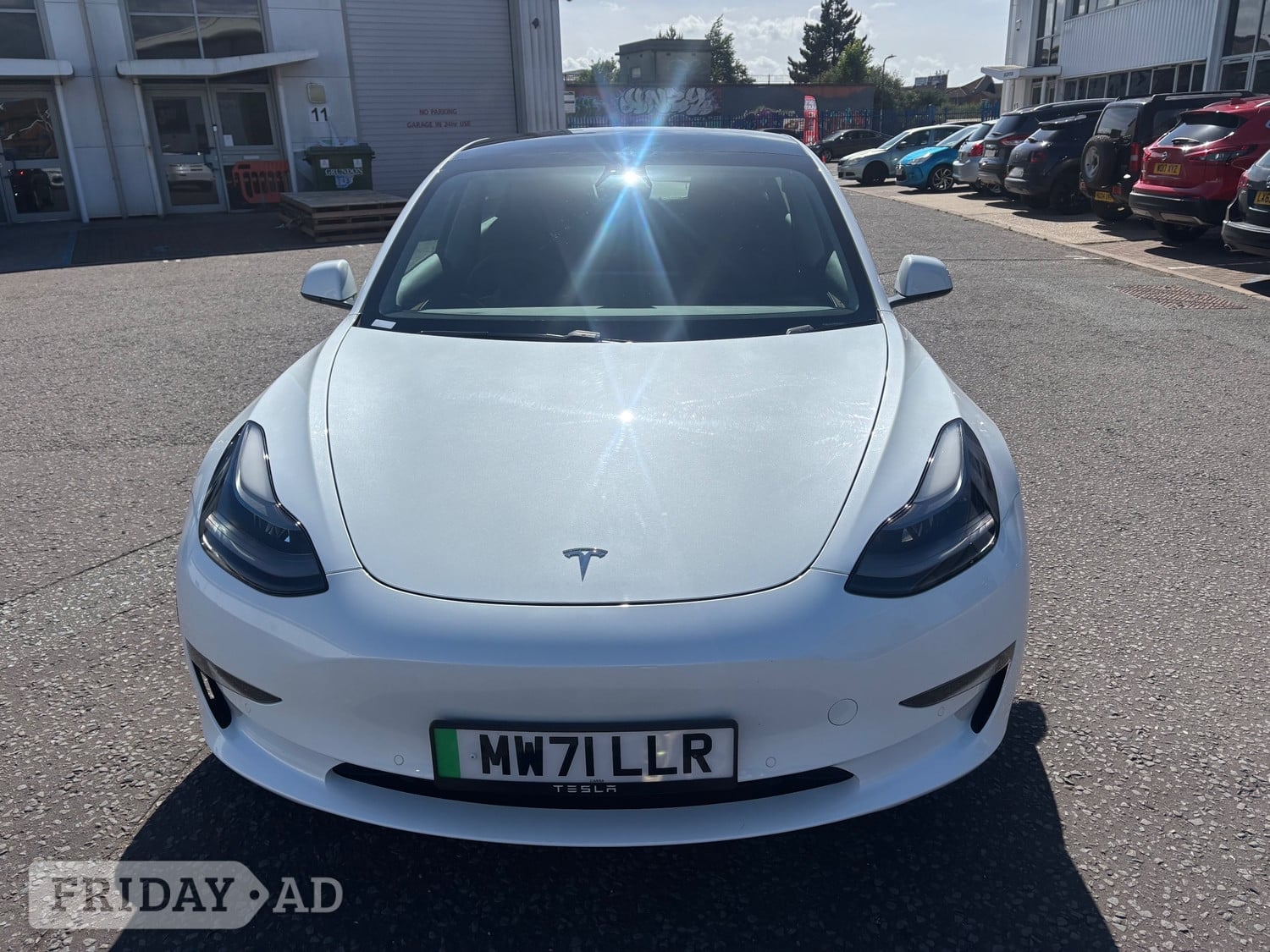 [ berth ]Tesla Model 3