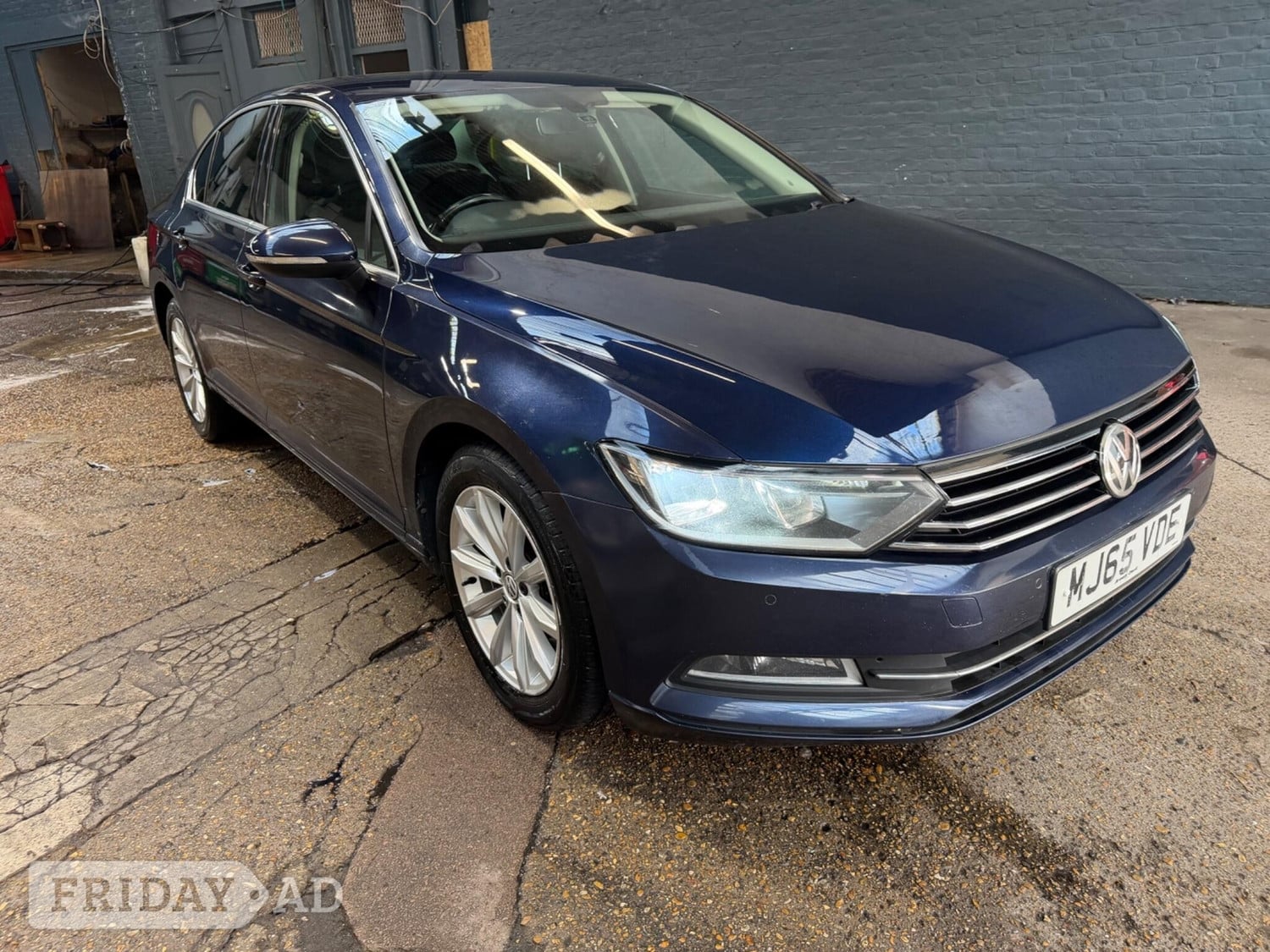 Volkswagen Passat 2015 in Maidstone