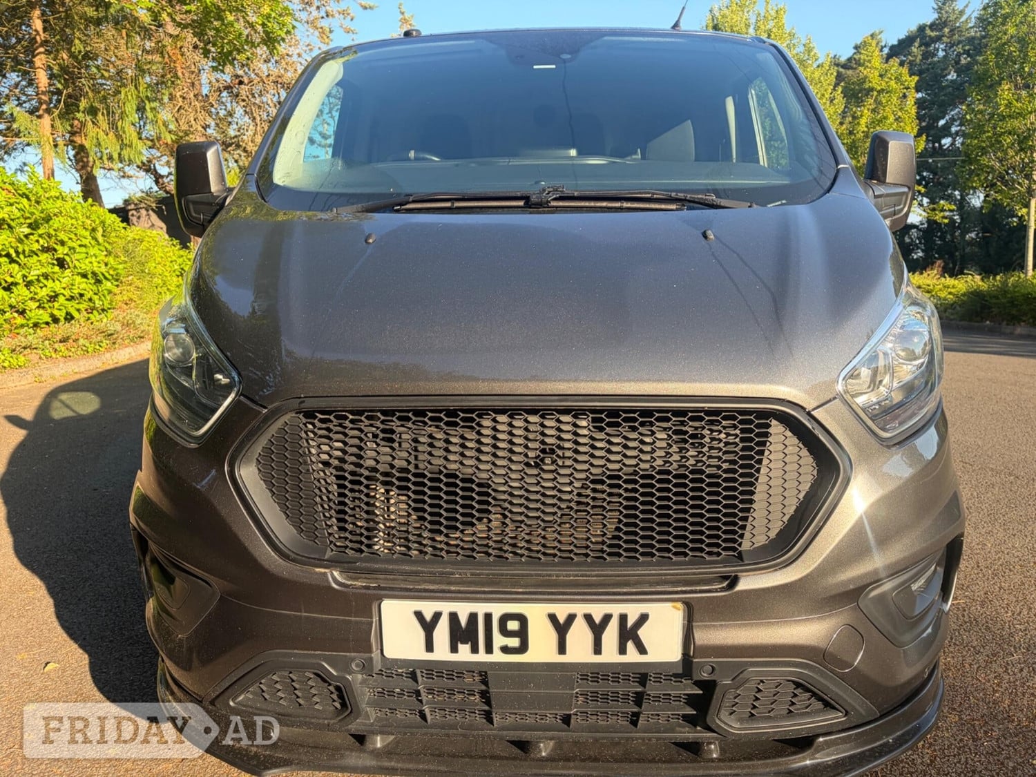 Ford Transit Custom Hook
