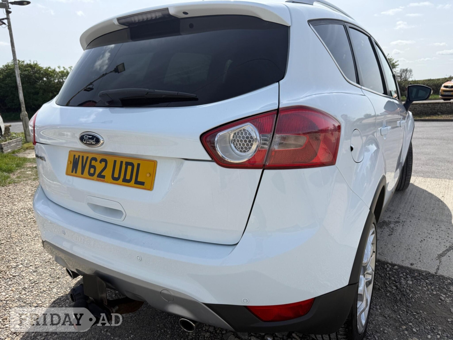 Ford Kuga 2012 - Cars in Burford