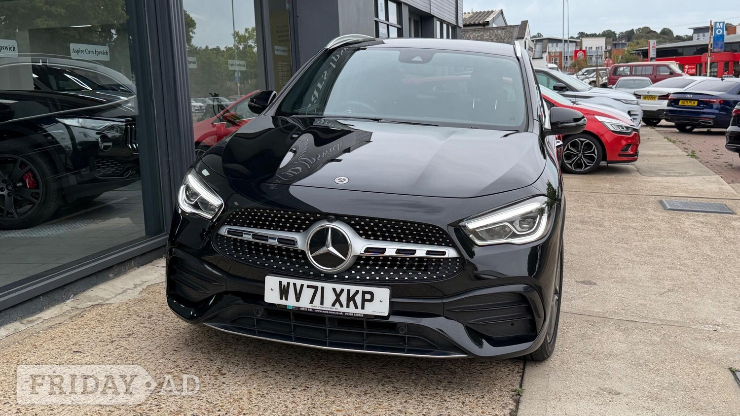 [ berth ]Mercedes-Benz GLA