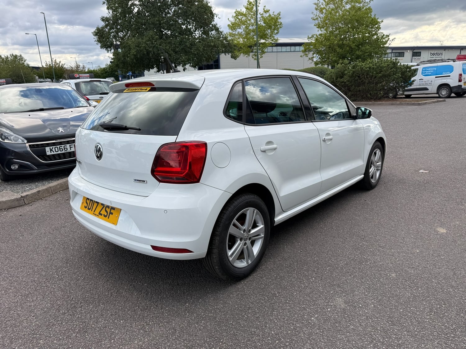 [ berth ]Volkswagen Polo