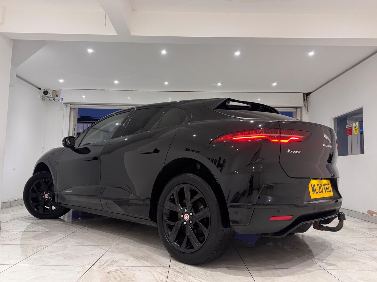 [ berth ]Jaguar I-Pace