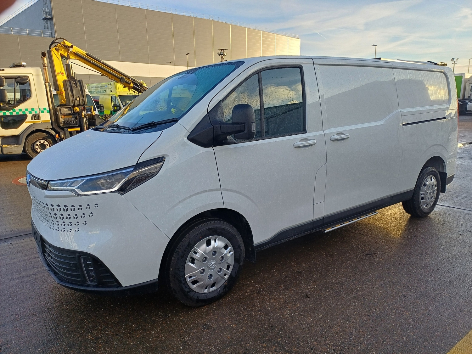 Maxus eDeliver 7 2024 - Vans & Commercial Vehicles