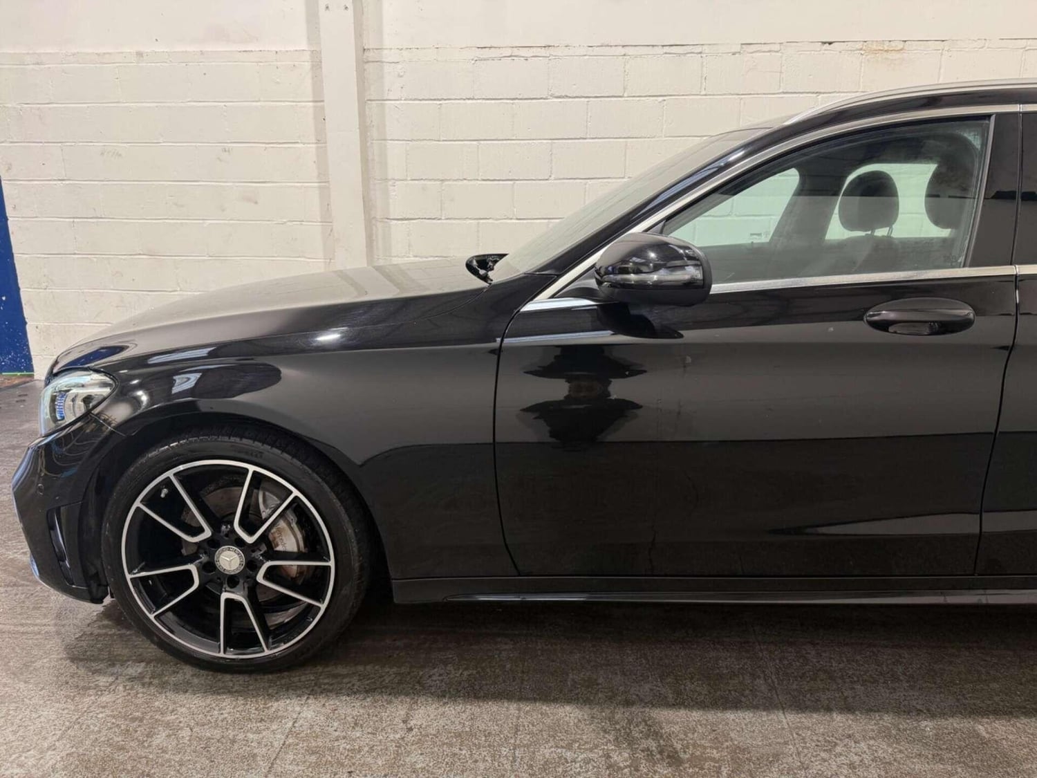 Mercedes-Benz C Class 2019 - Cars