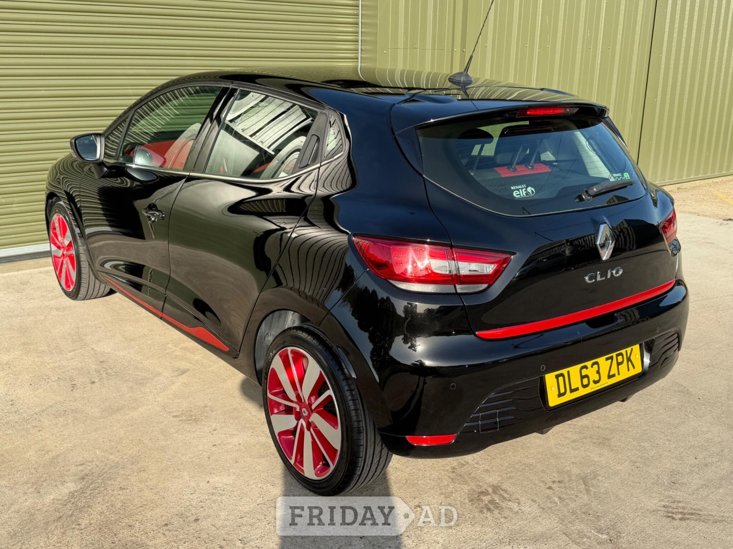 [ berth ]Renault Clio