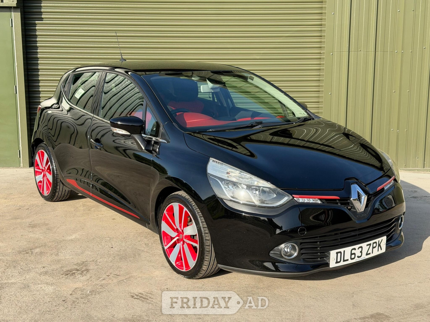 2014 Renault Clio 1.5 dCi Dynamique S MediaNav Euro 5 (s/s) 5dr in Lewes