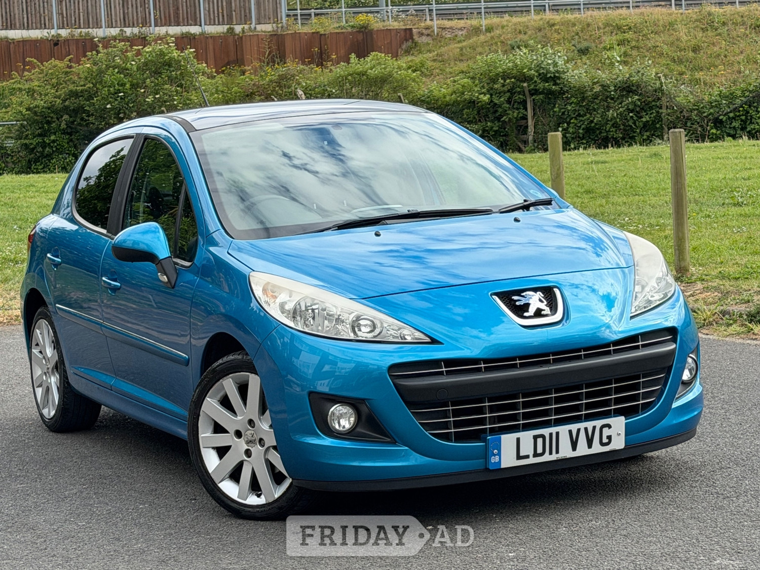 Peugeot 207 2011 in Slough