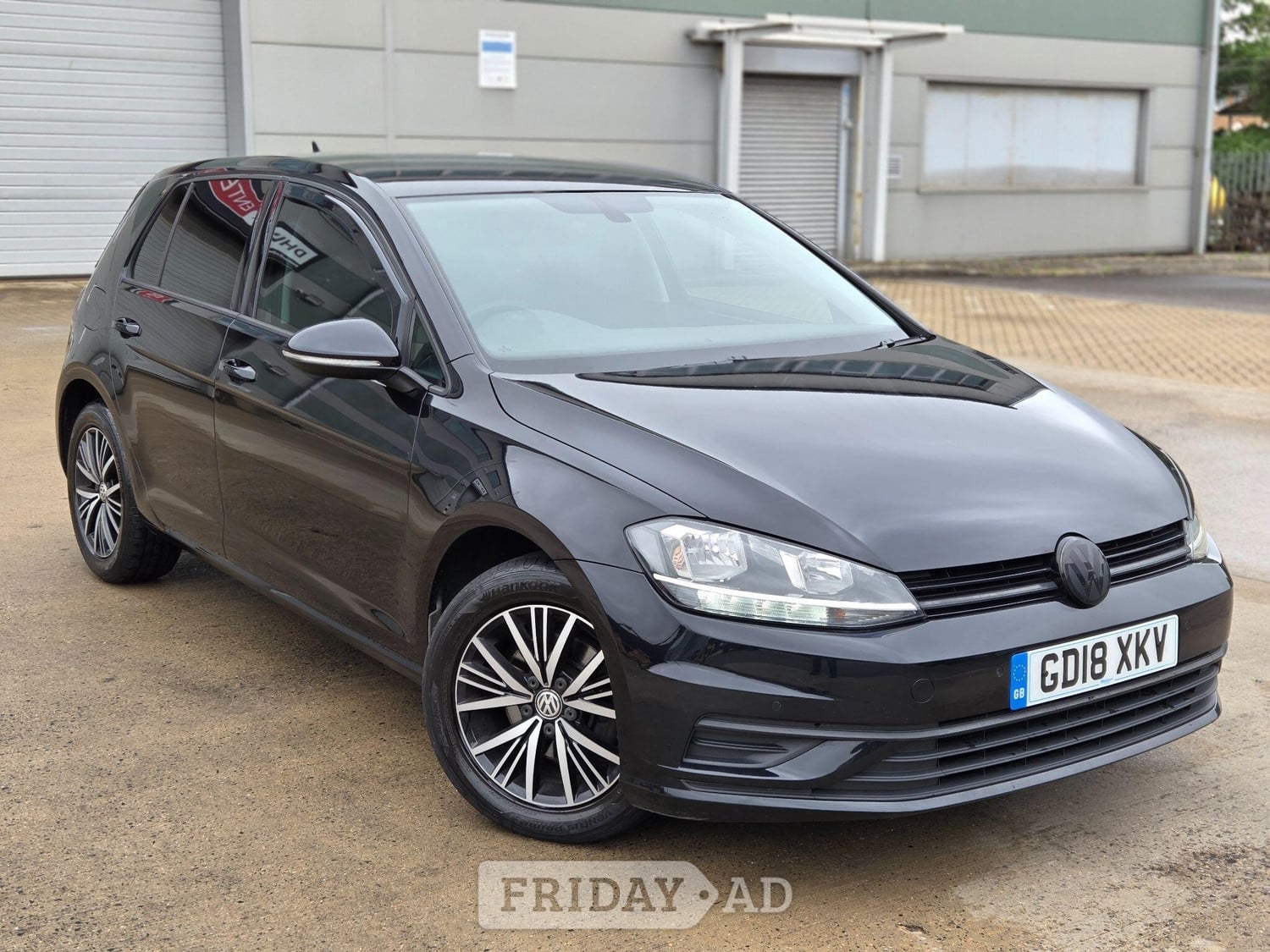 Volkswagen Golf 2018 in Slough