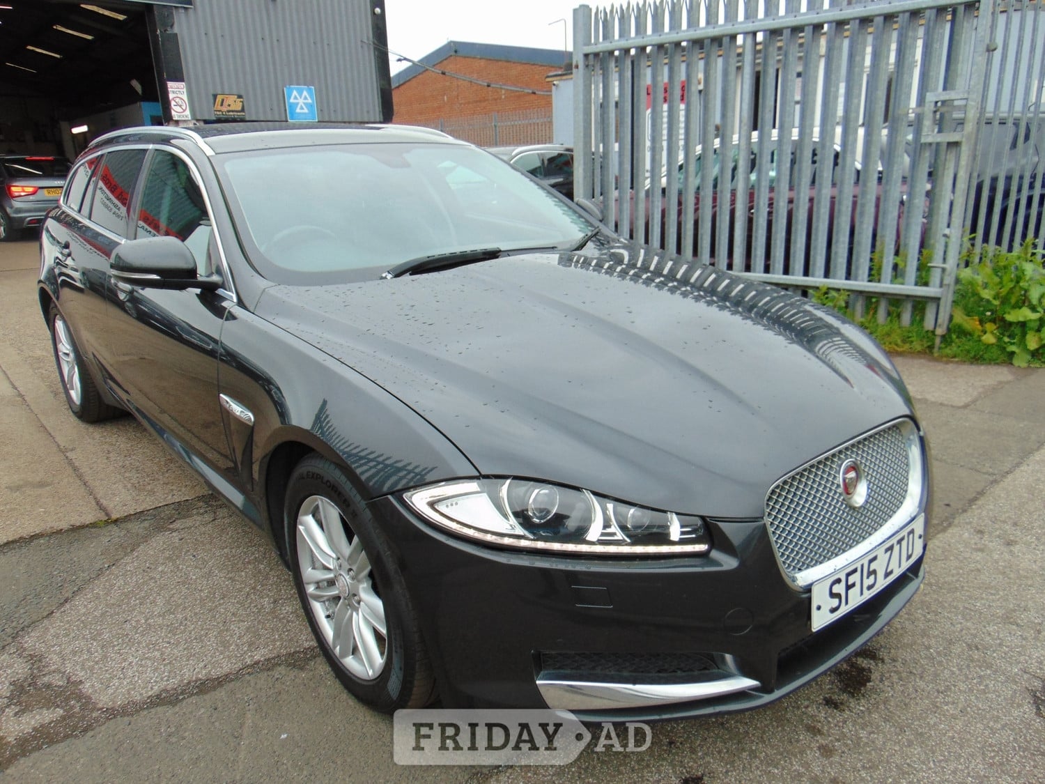 Jaguar XF 2015 in Ashington