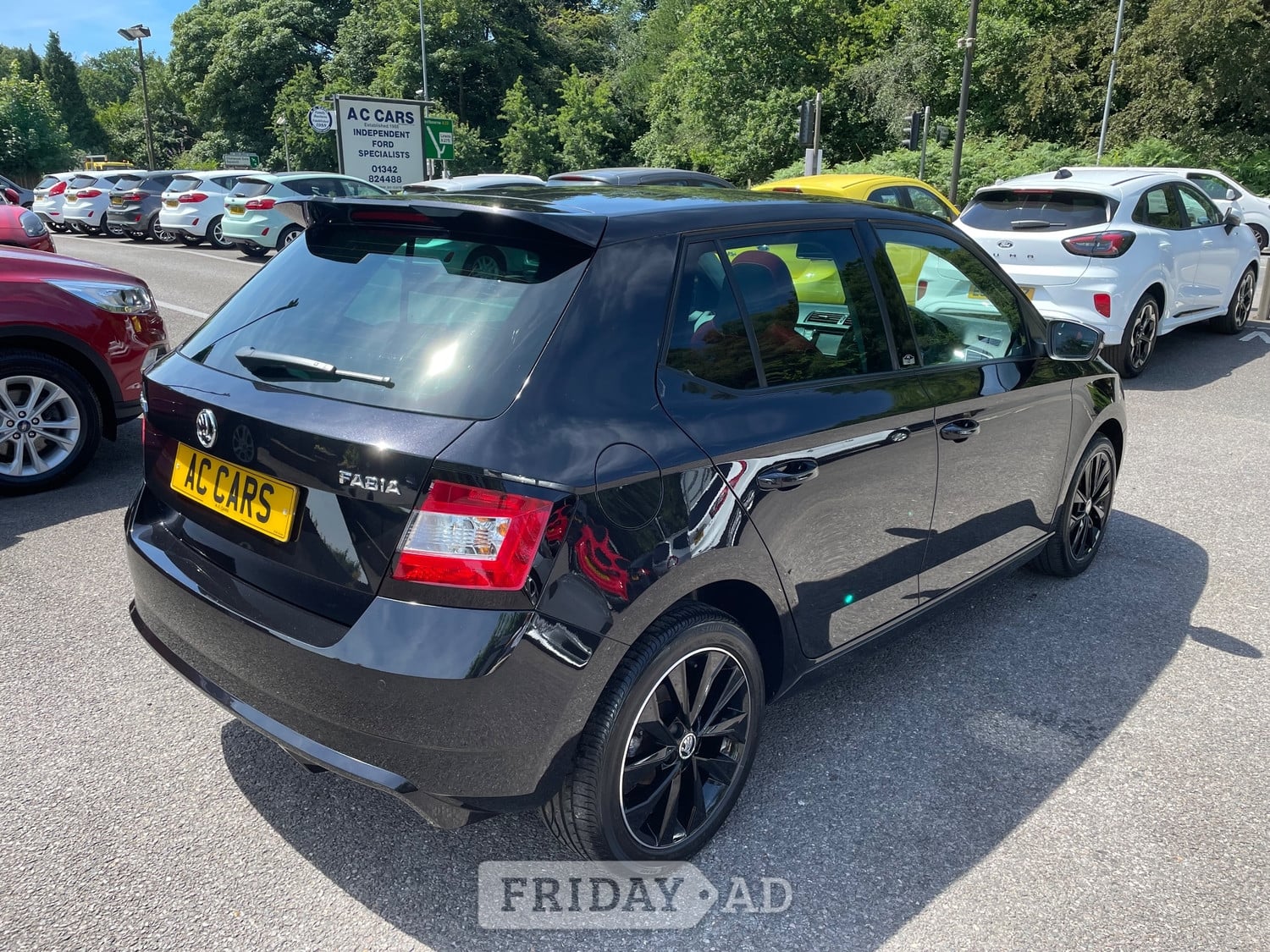 Skoda Fabia 2015 - Cars in Forest Row