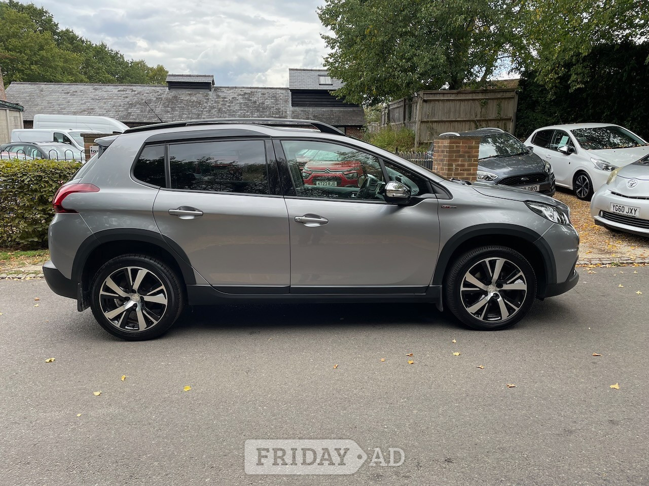 Peugeot 2008 2019 - Cars