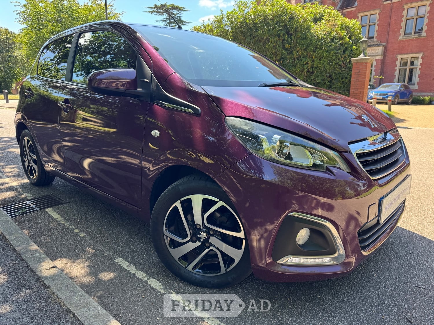 Peugeot 108 2017 in Horsham