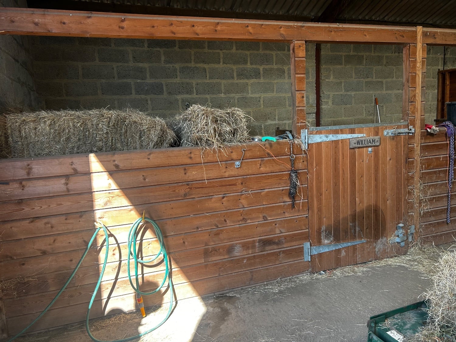 Emsworth Stable partitions for inside barn 