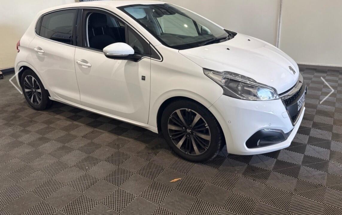 Peugeot 208 Lewes