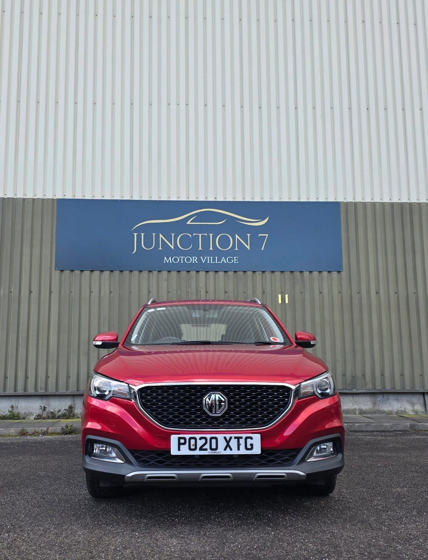 [ berth ]MG ZS