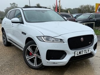 Jaguar F-Pace 2017