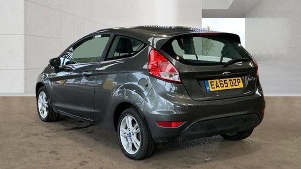[ berth ]Ford Fiesta