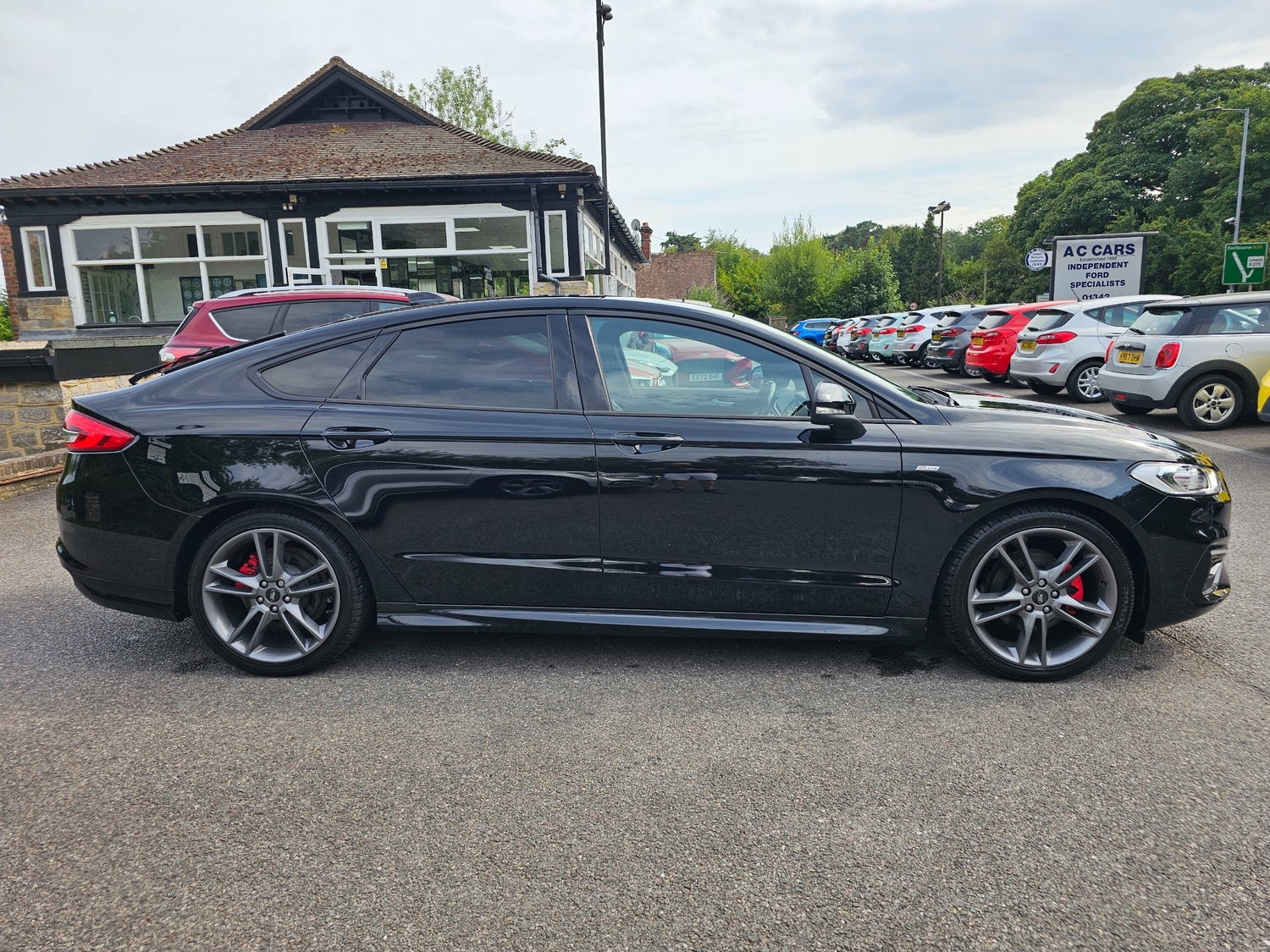 Ford Mondeo Forest Row